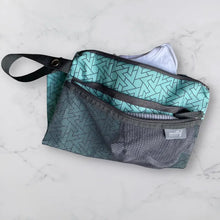 Load image into Gallery viewer, Motif Wet-Dry Bag
